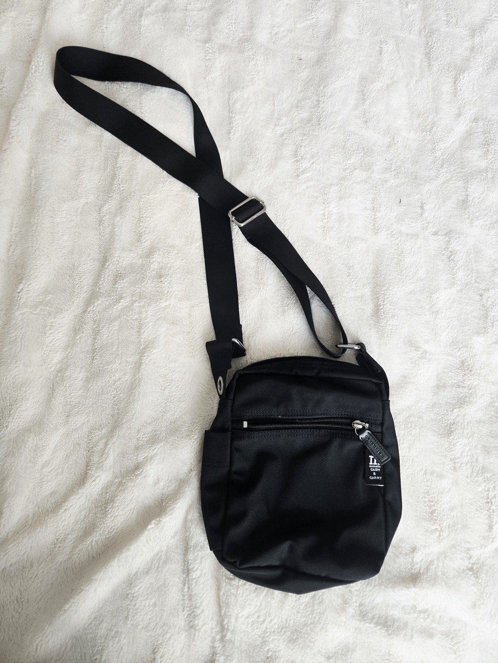 Marimekko | Crossbody Bag - Picture 4 of 6